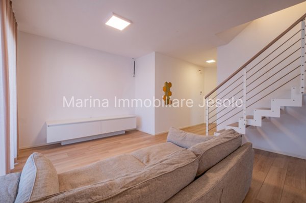 appartamento in vendita a Jesolo in zona Lido