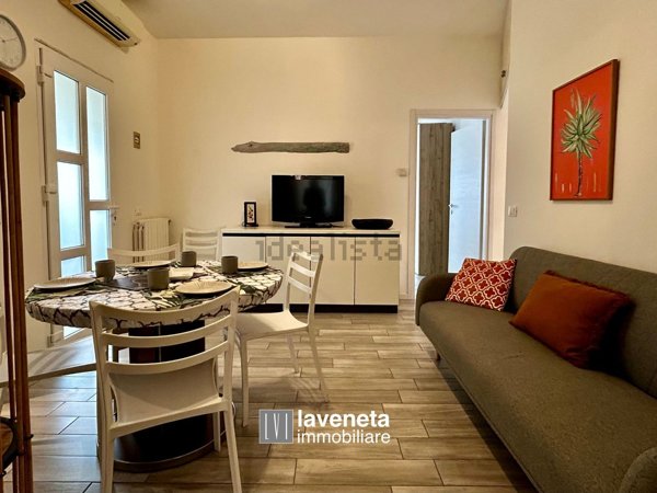 appartamento in vendita a Jesolo in zona Lido