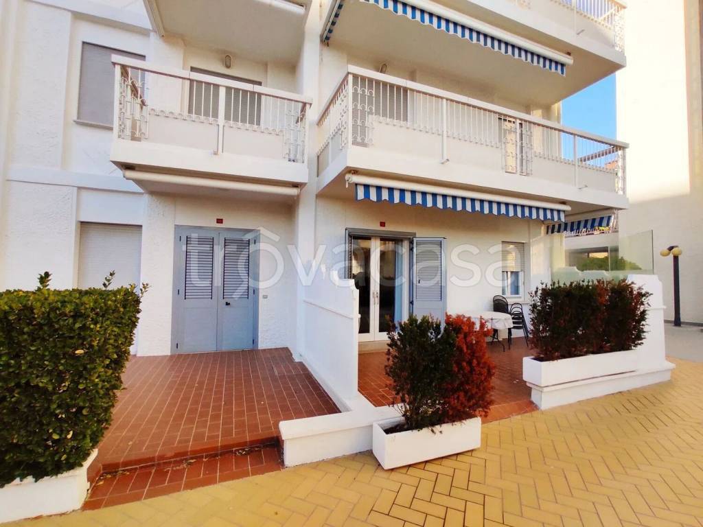 appartamento in vendita a Jesolo in zona Lido