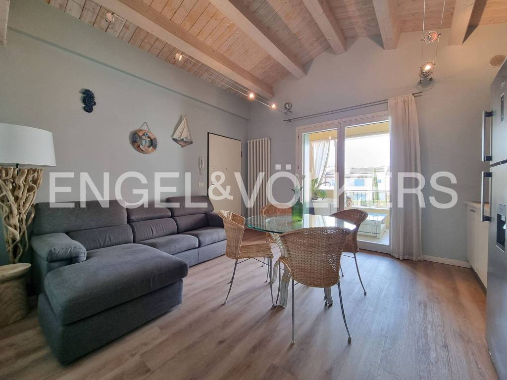 appartamento in vendita a Jesolo in zona Lido