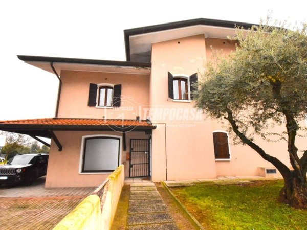 casa indipendente in vendita a Jesolo