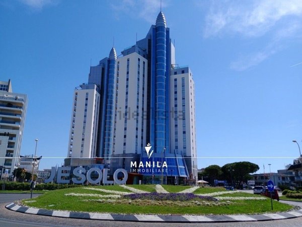 appartamento in vendita a Jesolo in zona Lido