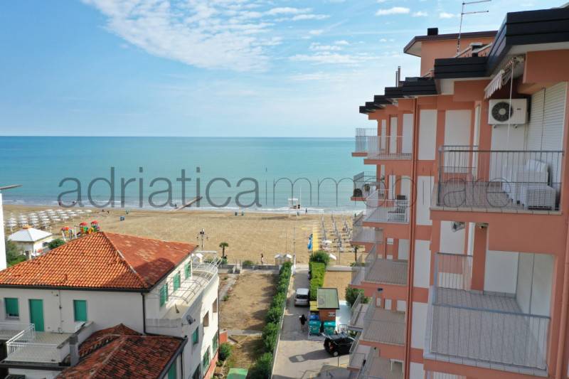 appartamento in vendita a Jesolo in zona Lido