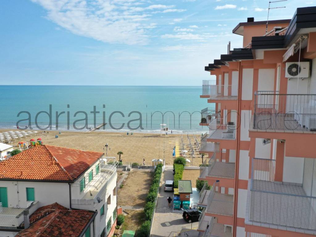 appartamento in vendita a Jesolo in zona Lido