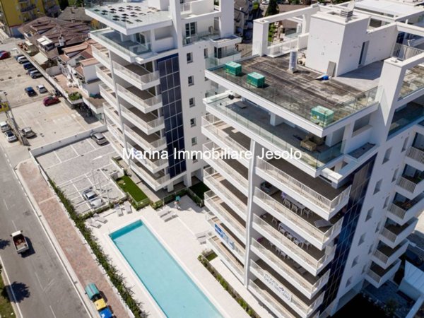 appartamento in vendita a Jesolo in zona Lido