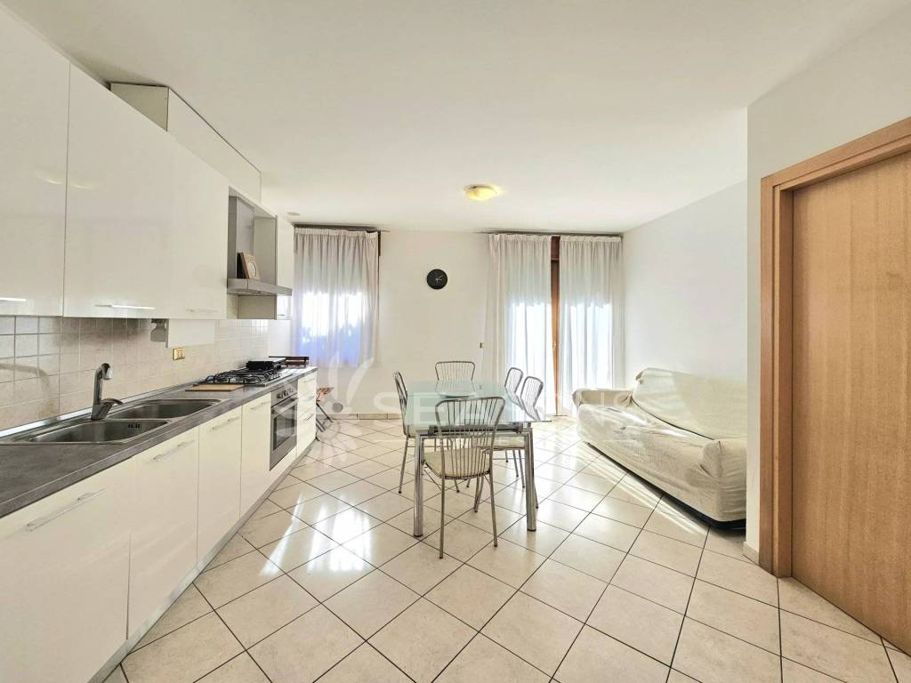 appartamento in vendita a Jesolo in zona Lido