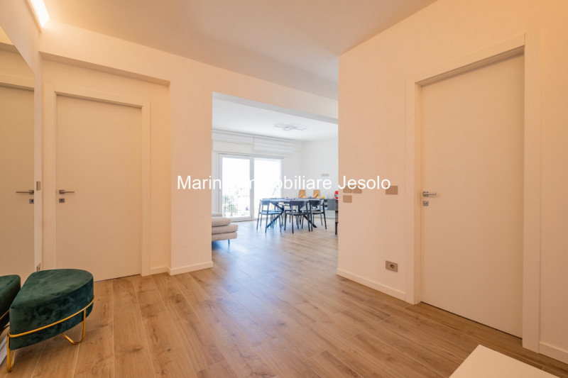 appartamento in vendita a Jesolo in zona Lido