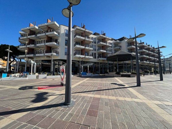 appartamento in vendita a Jesolo in zona Lido