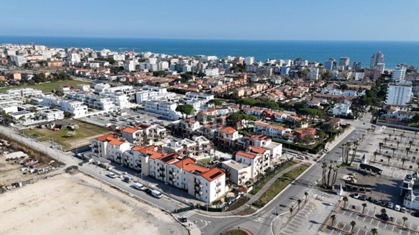 appartamento in vendita a Jesolo in zona Lido