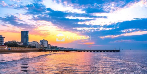 negozio in vendita a Jesolo in zona Lido