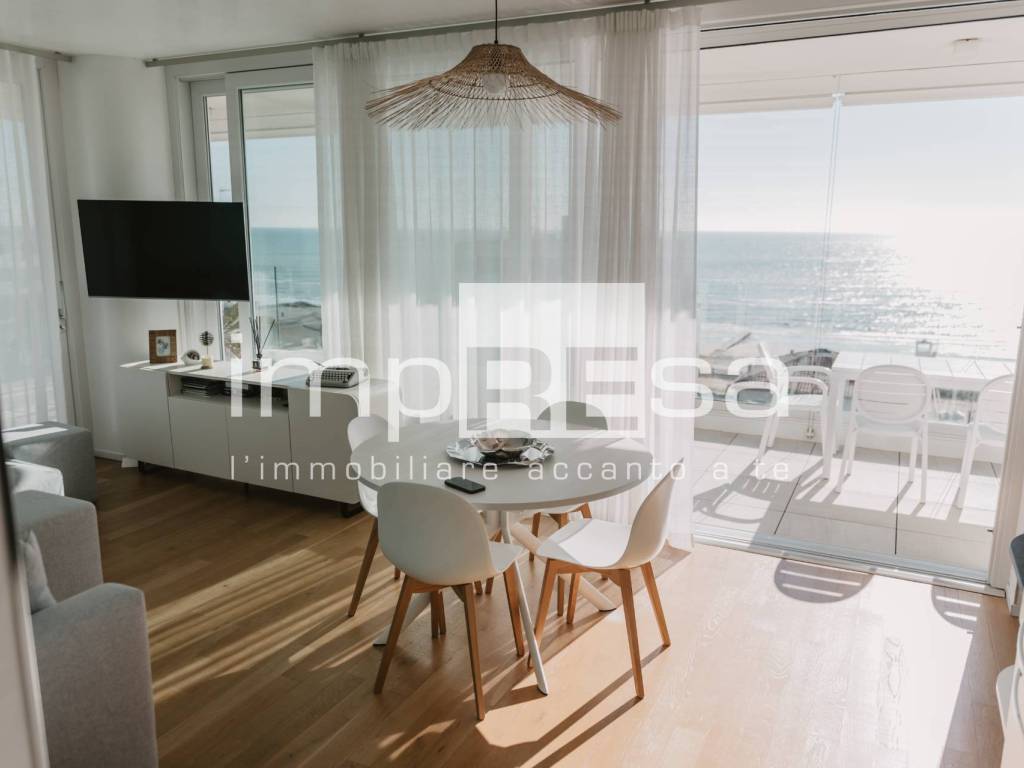 appartamento in vendita a Jesolo in zona Lido