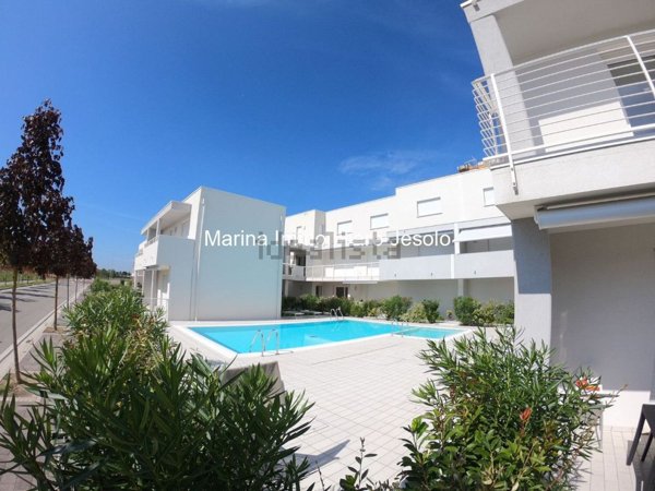 appartamento in vendita a Jesolo in zona Lido