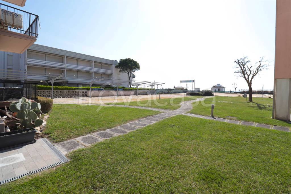 appartamento in vendita a Jesolo in zona Lido