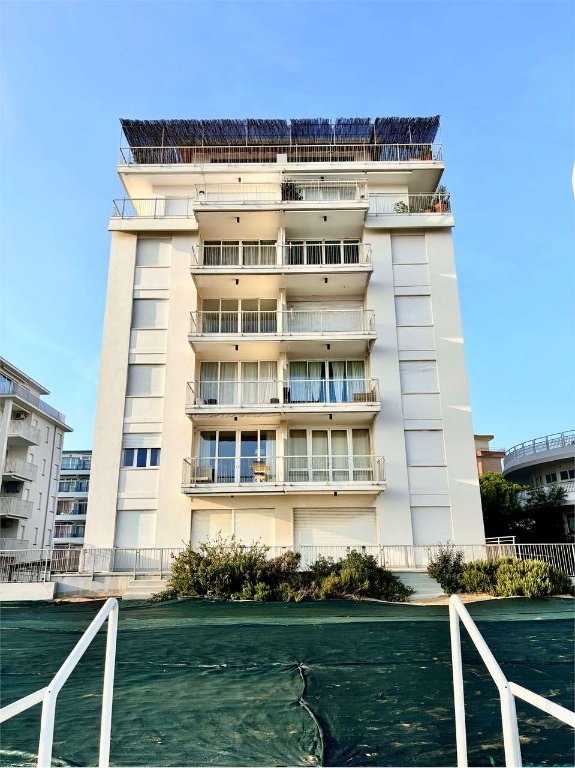 appartamento in vendita a Jesolo in zona Lido