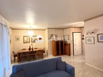 appartamento in vendita a Jesolo in zona Lido