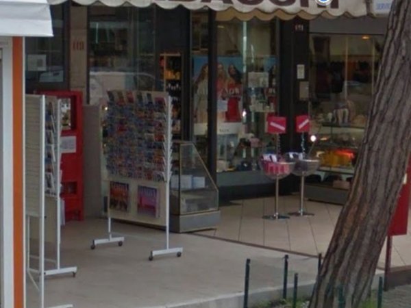 negozio in vendita a Jesolo in zona Lido