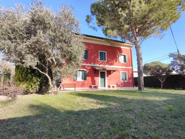 casa indipendente in vendita a Jesolo in zona Cortellazzo