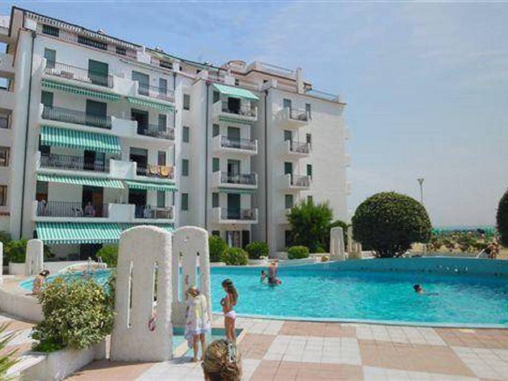 appartamento in vendita a Jesolo in zona Lido