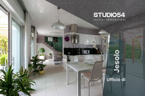 casa indipendente in vendita a Jesolo in zona Lido