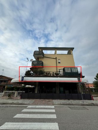 appartamento in vendita a Jesolo in zona Lido