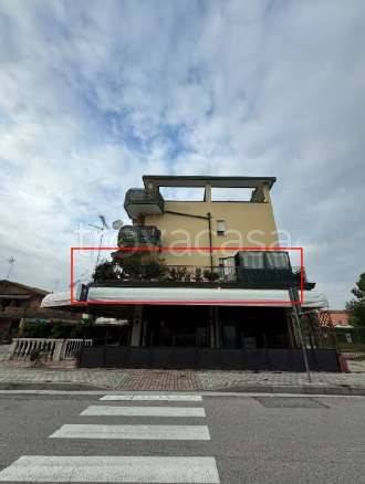 appartamento in vendita a Jesolo in zona Lido