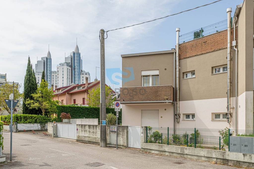 appartamento in vendita a Jesolo in zona Lido