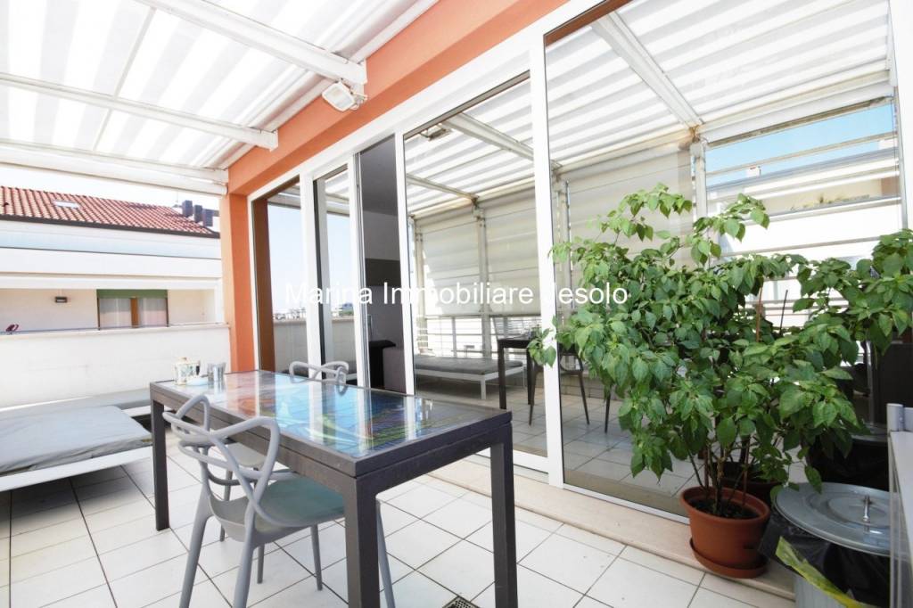 appartamento in vendita a Jesolo in zona Lido
