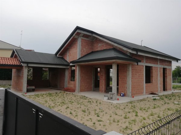 casa indipendente in vendita a Jesolo