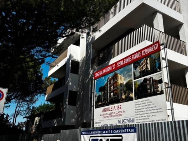 appartamento in vendita a Jesolo in zona Lido