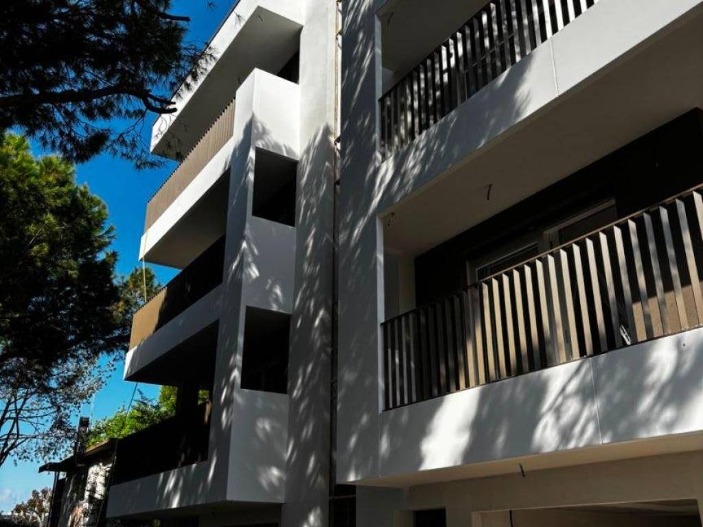 appartamento in vendita a Jesolo in zona Lido