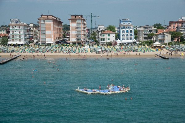 ufficio in vendita a Jesolo in zona Lido