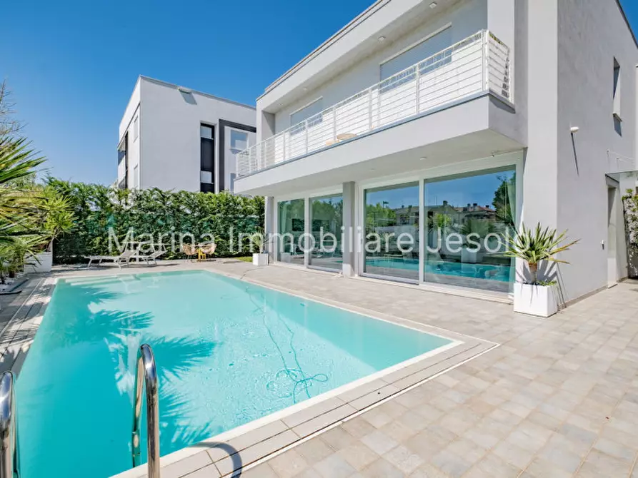 casa indipendente in vendita a Jesolo in zona Lido