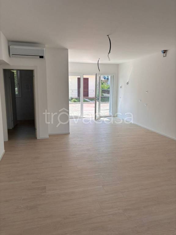 casa indipendente in vendita a Jesolo