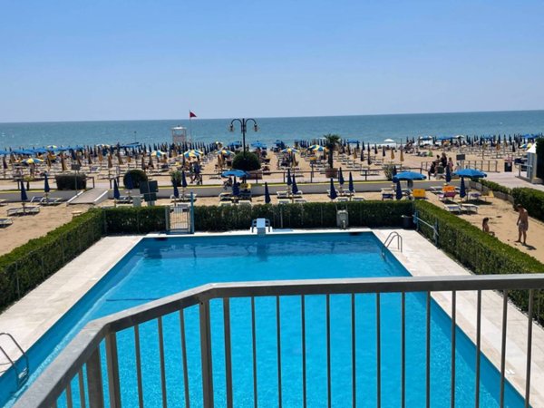 appartamento in vendita a Jesolo in zona Lido