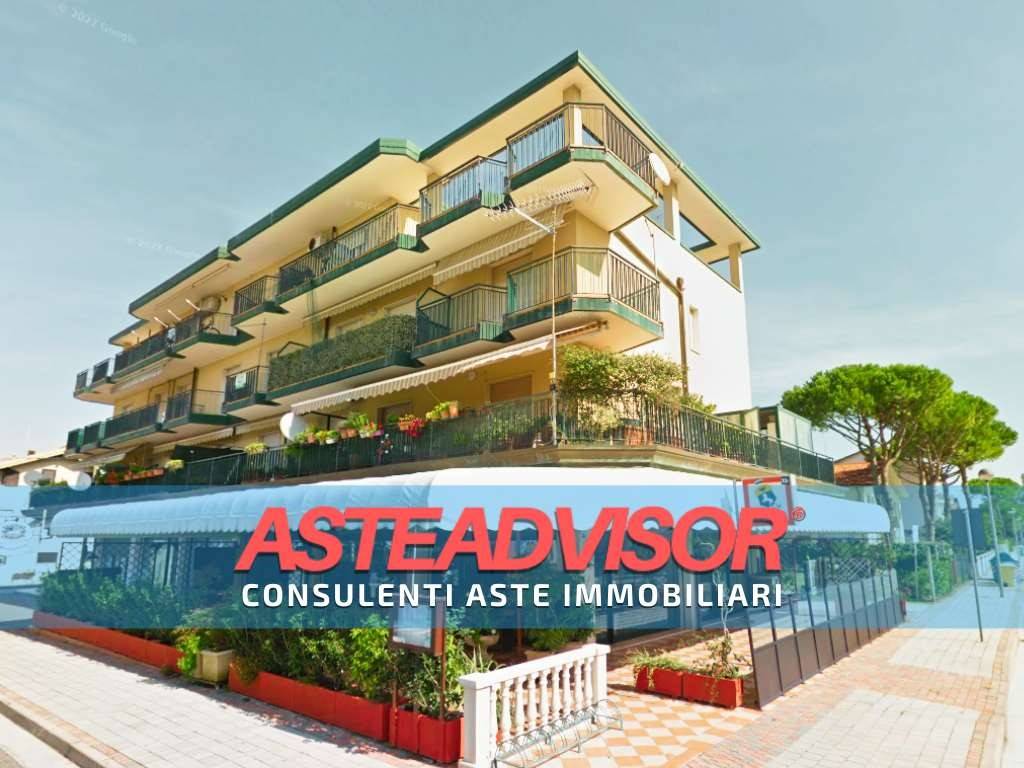 appartamento in vendita a Jesolo in zona Lido
