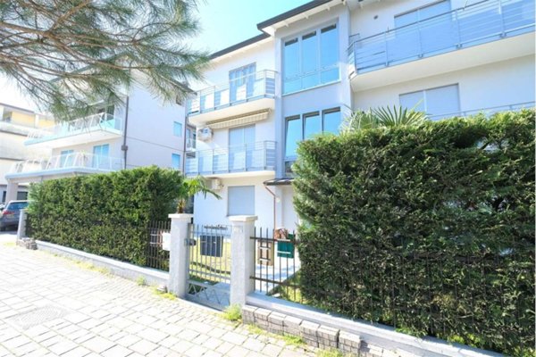 appartamento in vendita a Jesolo in zona Lido