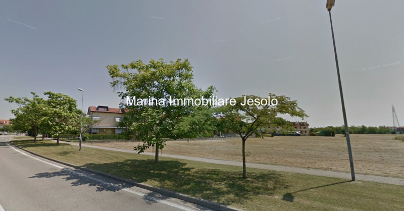 terreno edificabile in vendita a Jesolo