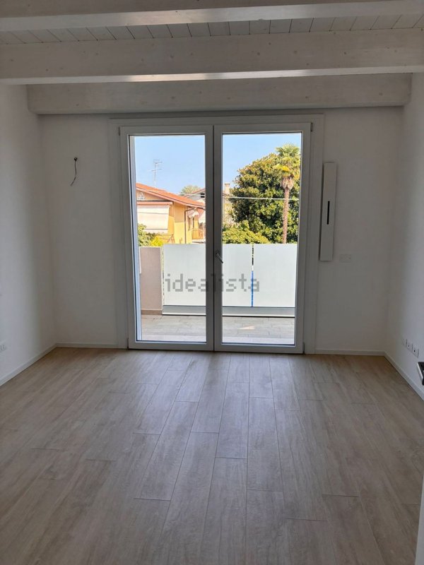 casa indipendente in vendita a Jesolo