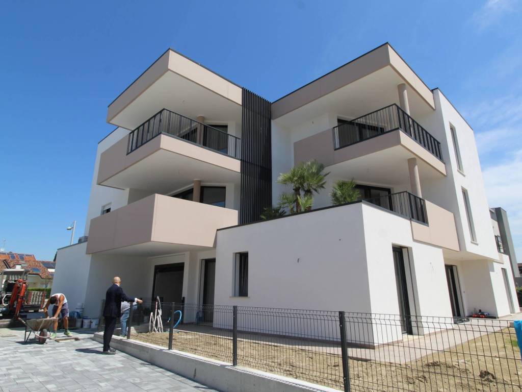 appartamento in vendita a Jesolo in zona Lido