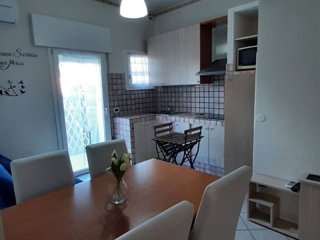 appartamento in vendita a Jesolo in zona Lido