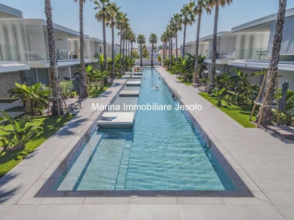 appartamento in vendita a Jesolo in zona Lido