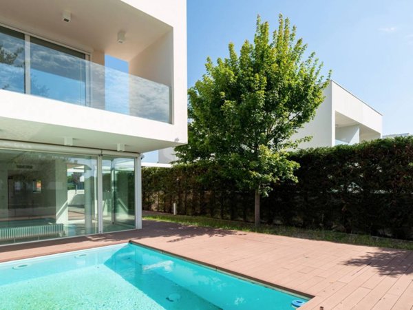 casa indipendente in vendita a Jesolo in zona Lido