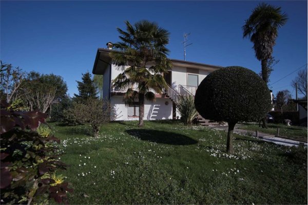 appartamento in vendita a Jesolo in zona Lido