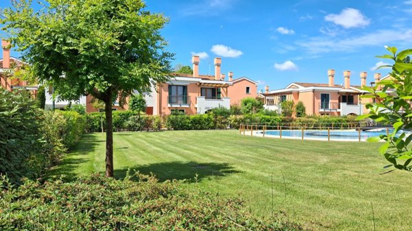 appartamento in vendita a Jesolo in zona Lido