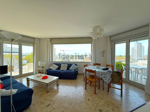 appartamento in vendita a Jesolo in zona Lido