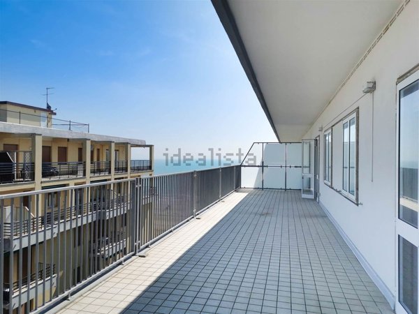 appartamento in vendita a Jesolo in zona Lido