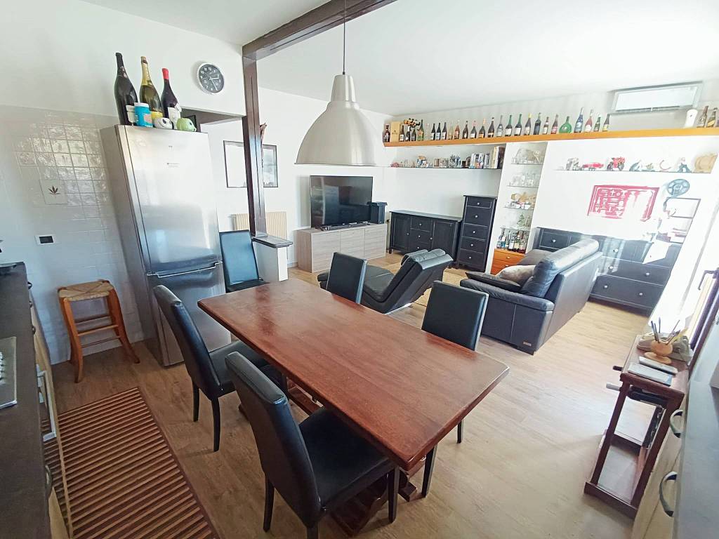 appartamento in vendita a Jesolo in zona Lido
