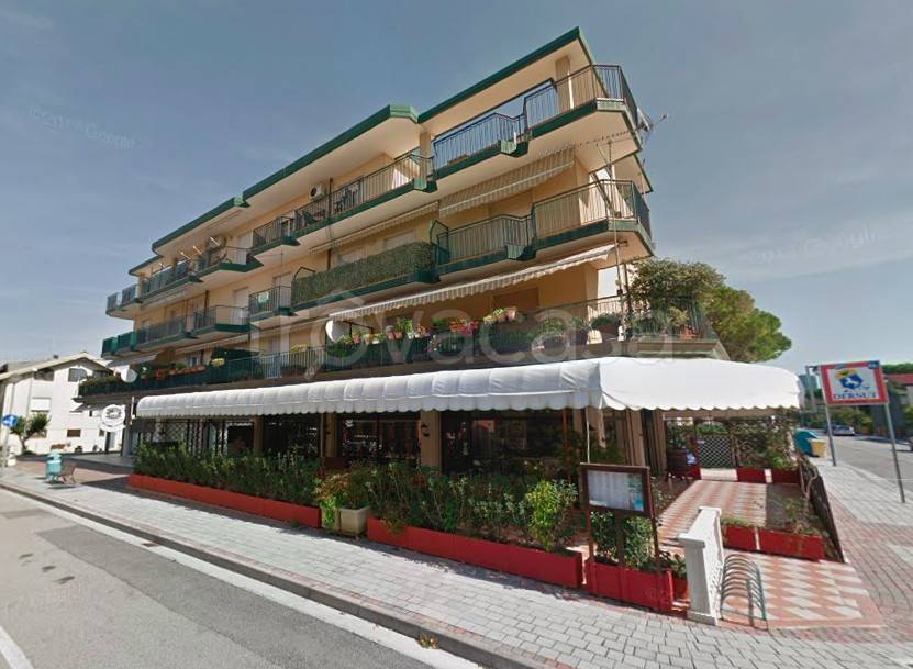 appartamento in vendita a Jesolo in zona Lido
