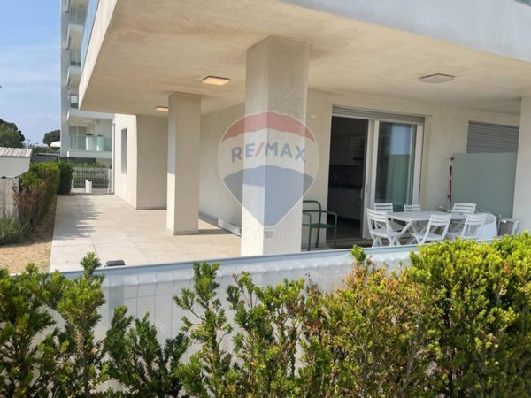 appartamento in vendita a Jesolo in zona Lido