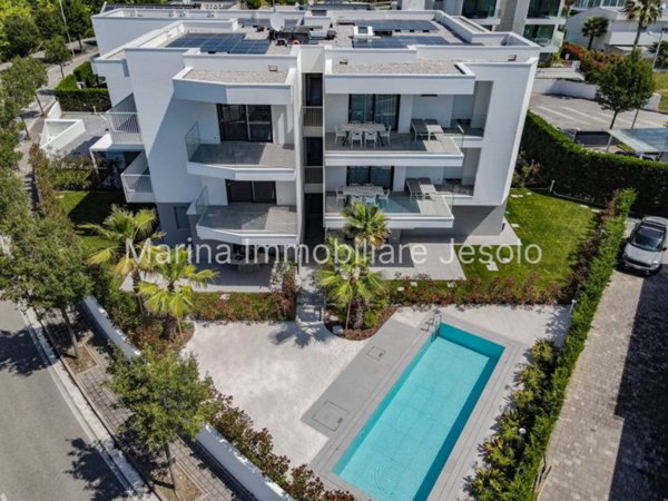appartamento in vendita a Jesolo in zona Lido